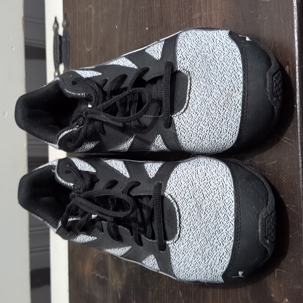 PUMA RUNNING SHOES - Picture 2 of 6